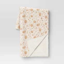 Mini Pumpkin Printed Plush With Shearling Reverse Throw Blanket - Threshold™ -Home Deals Store GUEST 237115e9 eb80 4549 b675 8dff6cdea03e