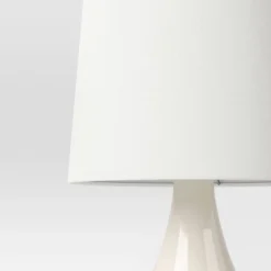Montreal Wren Assembled Table Lamp White - Threshold™ -Home Deals Store GUEST bb462b58 8466 4cbc 8047 54d2641672ee